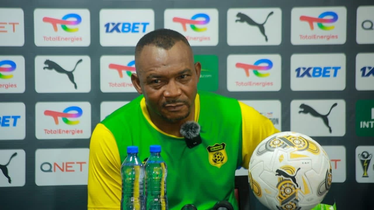 Coupe de la Confédération CAF : Papy Kimoto ne jure qu’à la victoire face à USM Alger