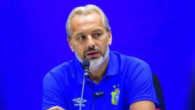 Barrage intercontinental Mondial 2026 : « Tout le monde a envie d’aller à la Coupe du monde » (Sébastien Desabre)