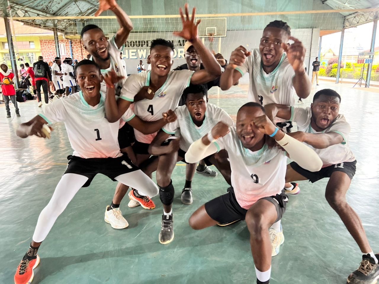 Entente Urbaine de Volleyball de Kolwezi : Le VC Ubuntu foudroyé en plein vol par la révolte d&rsquo;Emmanuel