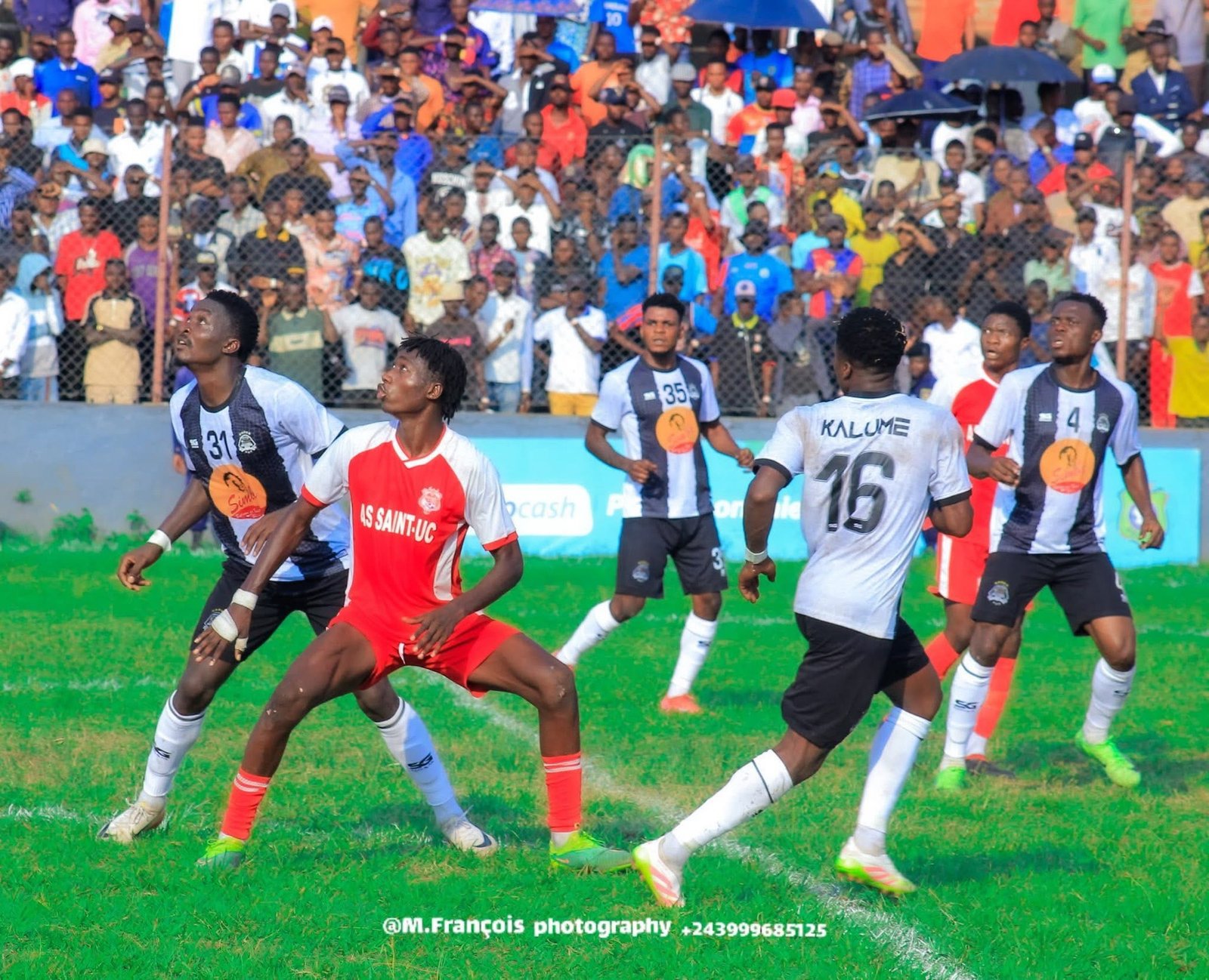 Illicocash Ligue 1 – Playoffs : La FECOFA donne le feu vert d’une courte fenêtre de transferts