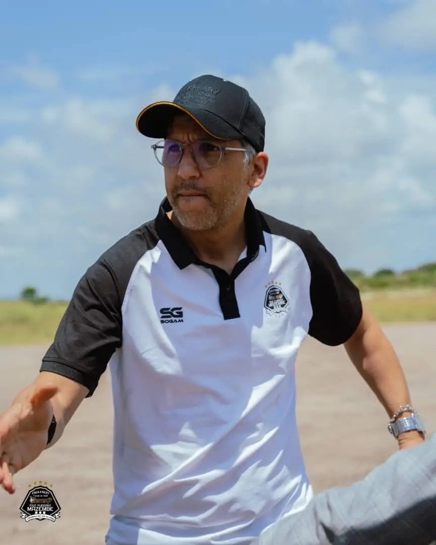 ILLICOCASH LIGUE 1 – PLAY-OFFS : “Ça sera un bon match” : Slimane Raho lance le choc face aux Aigles du Congo