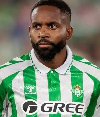 MERCATO : Cédric Bakambu quitte officiellement le Real Betis