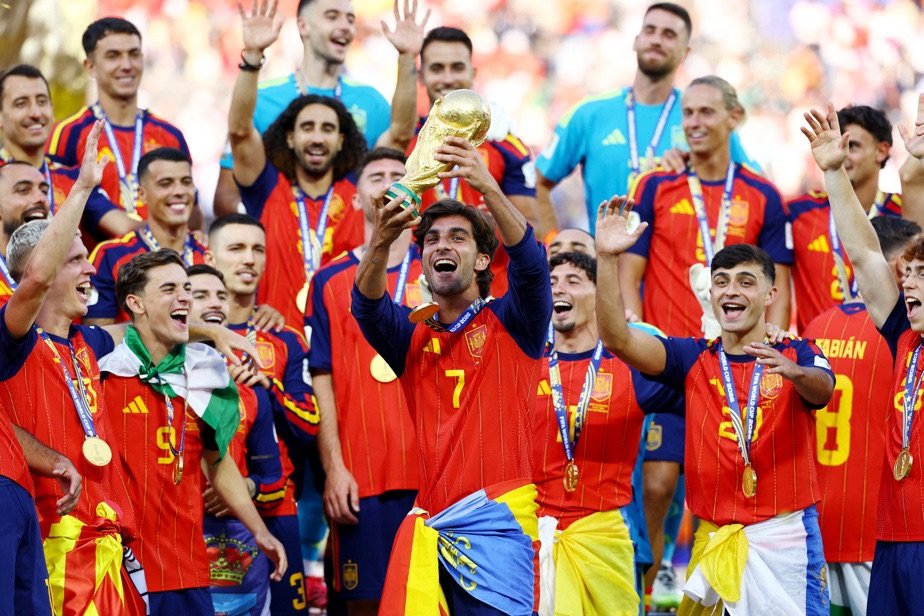 Coupe du Monde : L&rsquo;Espagne sur le toit du monde, un but agonique pour faire tomber l&rsquo;Argentine de Lionel Messi