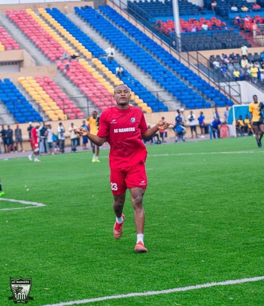 Mercato : Tabu Elongo, meilleur buteur de l’AC Rangers se rapproche de Saint-Éloi Lupopo