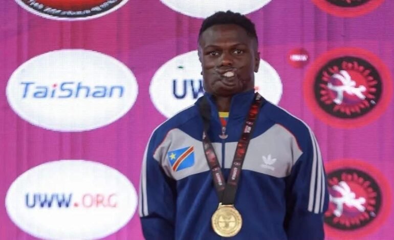 Lutte U20 2026 : Dunia Sibomana dicte sa loi en Slovaquie et file en 8e de finale