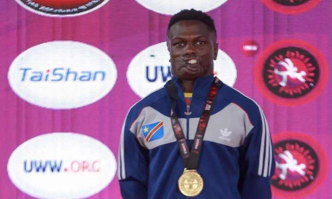 Lutte U20 2026 : Dunia Sibomana dicte sa loi en Slovaquie et file en 8e de finale