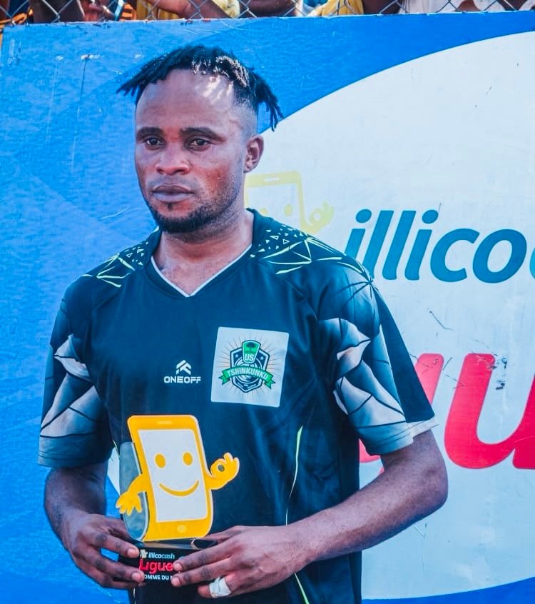 Mercato : Landry Banekini Mukoko sur le marché après la fin de son aventure à l’US Tshikuku