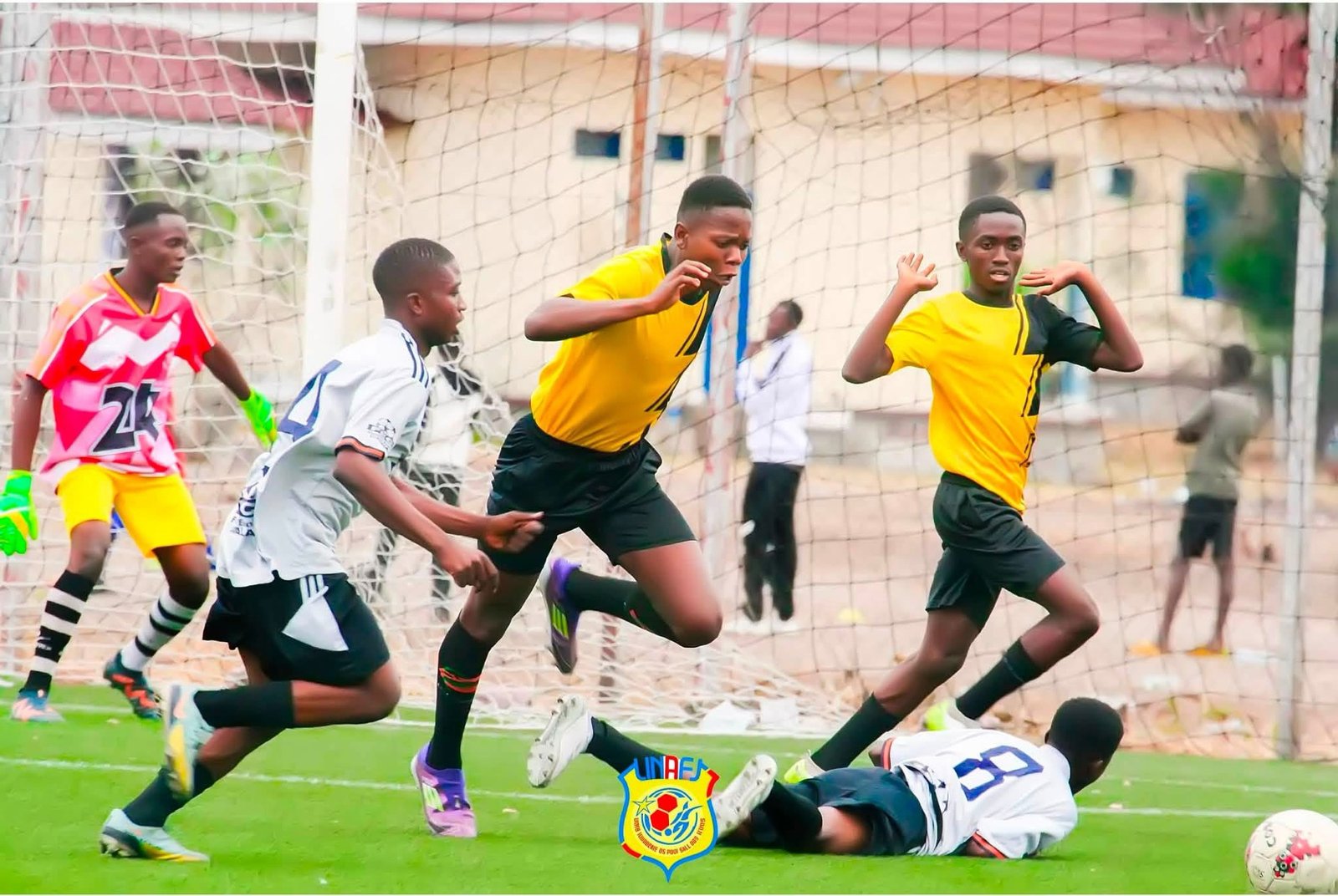 Tournoi national U17 : Les Aigles du Congo, FC Pathy, Raphaël et AC TZE filent en quarts