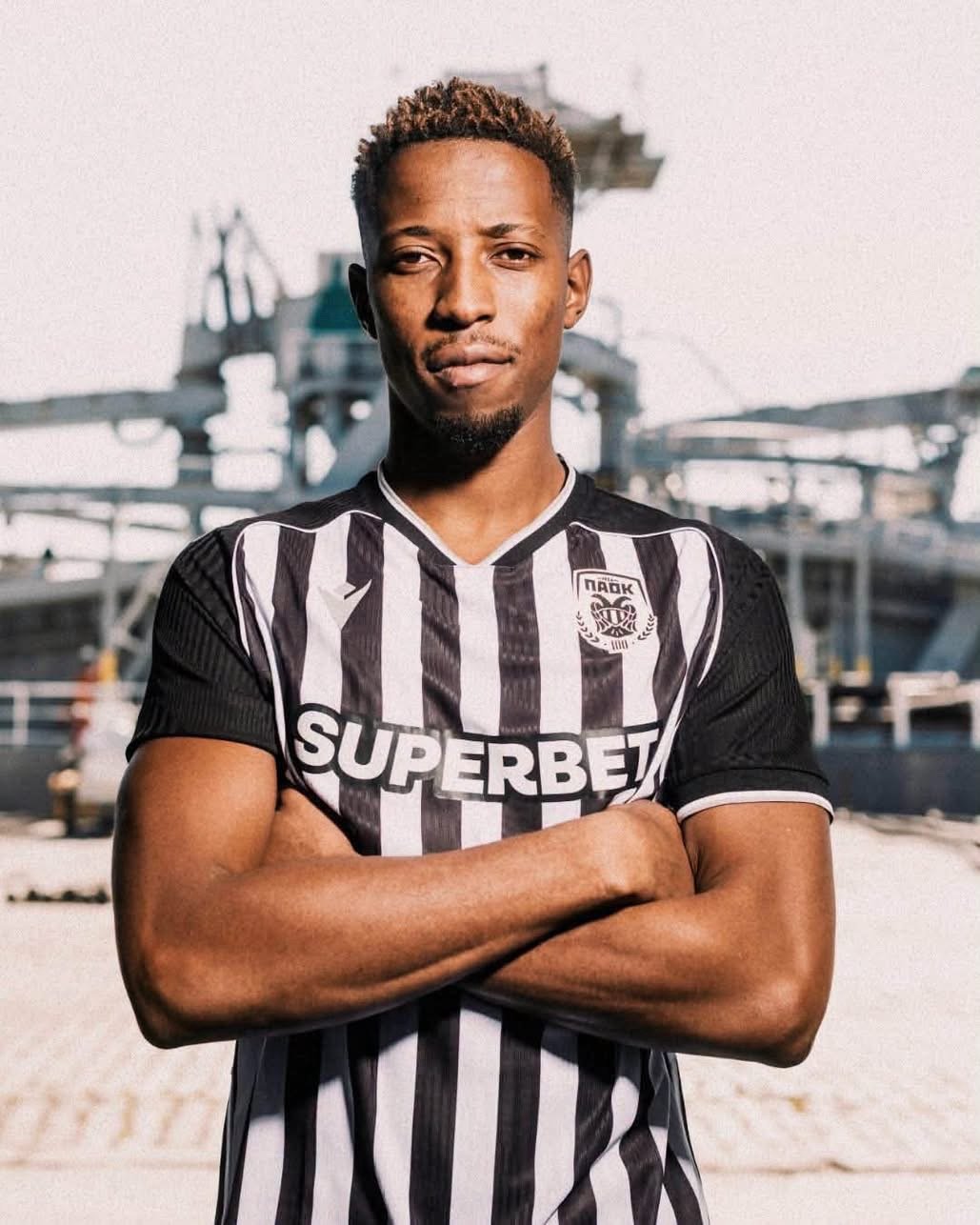 Mercato : Simon Banza signe son retour en Europe